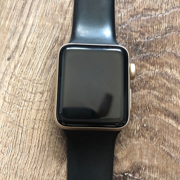 38 MM Series 2 Rose Gold Apple Watch